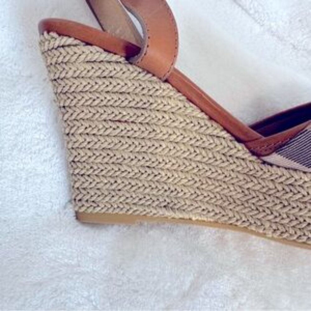NWOT | AUTHENTIC Burberry Nova Check Leather Wedge Sandals | Ankle Strap | EU 39 - Picture 3 of 14